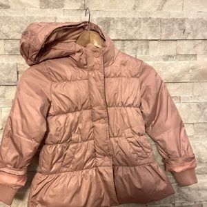 Girl size 6-7 GAP puffer coat